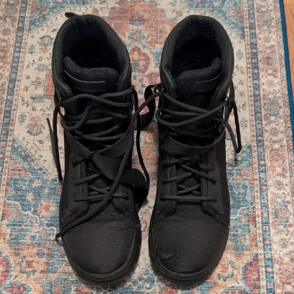 Dr. Martens Black Combs W Tech Boots